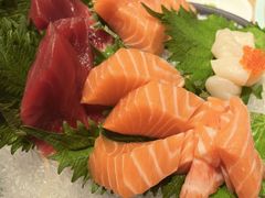 -花和海鲜自助(梅江店)