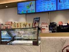 -哈根达斯(芳圆里店)