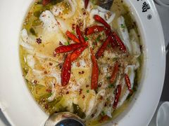 -江渔儿酸菜鱼(奥园广场金发购物中心店)