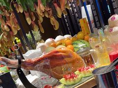 -雍容荟帝王蟹活龙虾展台自助(IFS黑金店)