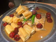 家烧大鱼头-青年公社烤鸭(熙悦天街店)