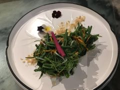 鲜虫草花拌苦菊-悦真雅院·四合院·清真私房菜(雍和宫店)