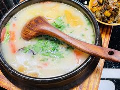 -麦麦山云南菜(复地活力城店)