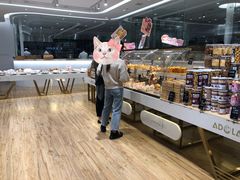 面包甜点陈列柜-小嘟来烘焙店