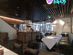 大堂-Erman岩烧牛排(虹桥南丰城店)