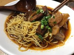 招牌红烧半筋牛肉面-厝内小眷村(天河南一路店)