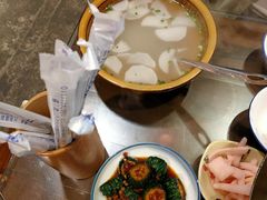 -富正毅三下锅·湘西韵味(天门山索道店)