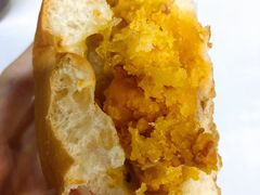 咸蛋黄拉丝牛肉包-中粮丰通（北京)食品有限公司