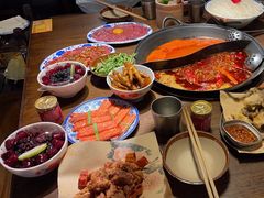 -萍姐火锅·公路夜市(武汉首店)