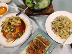 煎酿尖椒拼煎墨鱼饼-六婶西关小厨(光塔路店)