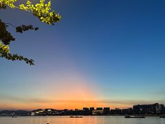 -爱啤精酿·民谣酒馆(滨江店)