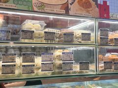 -白玉兰食品甜凤店(合生汇店)
