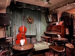-Tango by Ala House
