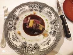 -La Villa French Restaurant