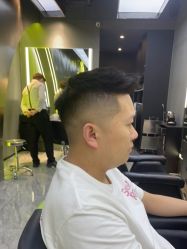 -不迫先生专业男士剪发