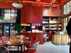 -蚝堡海鲜·威海菜·海肠捞饭·烧烤·亚洲吃蚝公司(幸福门店)