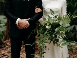 欧美时尚-巴黎婚纱摄影工作室