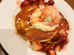 -Pancakes on the rocks(Darling Harbour)