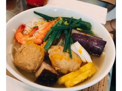 -Cô Thành Restaurant