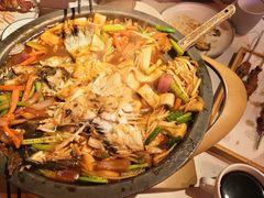 -鸣记脆皮烤鱼·海鲜烤鱼(三八广场店)