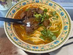 -金杨拉面王小吃面馆·牛三宝面·红烧牛肉粉