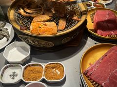 -山焱·炭火自助烤肉(周浦万达店)
