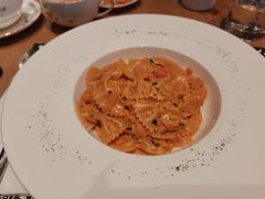 三文鱼奶油蝴蝶面-MYLK意式小厨(熙地港店)