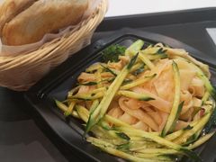 -魏家凉皮(郑州东站店)