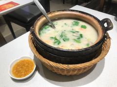 生蚝粥(小份)-潮州府·潮菜·砂锅粥(徐家汇店)