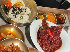-草家酱蟹炭火烤肉店(珲春南路一店)
