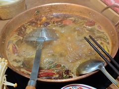 -滇翁·云南酸菜牛肉火锅(合肥首店坝上吾悦广场店)