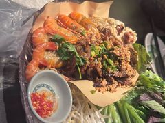 -大头虾越式风味餐厅(光明广场店)