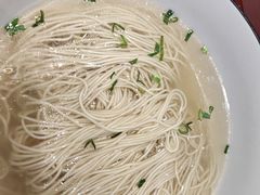 -百年老字号·观振兴蟹黄面·三虾面·苏式面(观前街富仁坊巷店)