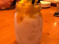 芒果酸奶-MR.ROCKY洛奇先生RESTAURANT&BAR(宝安壹方城店)