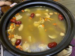 -阿鹏故事云南野生菌火锅(人民路店)