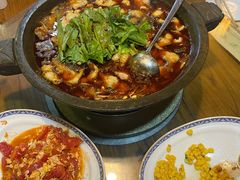 -都江堰石锅鱼