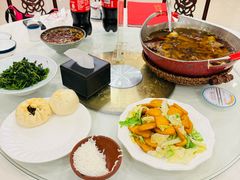 -鑫巴蜀小镇 · 水煮鱼专研店(玉桥店)