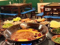 -渝井巷重庆老火锅(沈阳吉祥店)