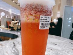 霸气牛奶草莓-奈雪的茶(花城汇中区PRO店)