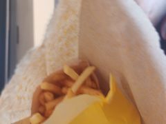 -麦当劳(中二横路店)