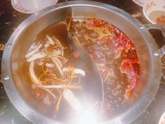 -憨孃孃·重庆老火锅(红山黑金店)