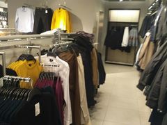 -H&M(天一广场店)