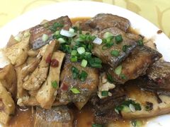 刀鱼炖豆腐-东北特色水饺(郭家桥店)