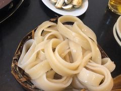 -苟味道老火锅(黄桷坪店)