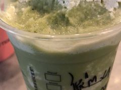 -星巴克(杭州西湖银泰1F店)