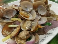 -四川小胡子海鲜(丁村万人海鲜广场店)