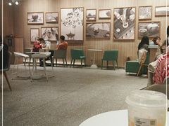 大堂-奈雪的茶(市百一店)