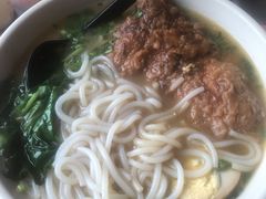 大排米线-老妈米线(港龙店)