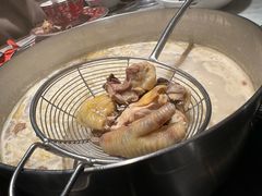 -尚尚仙·酸汤猪手·猪肚鸡火锅(华联万柳购物中心店)