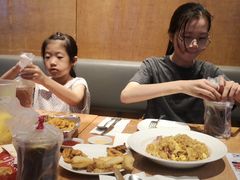 -必胜客(滨江店)